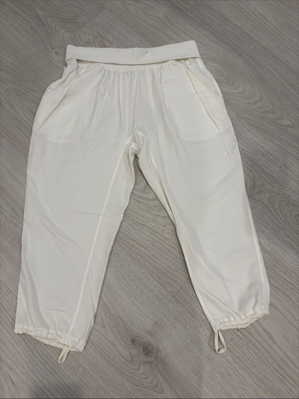 Lu LULULEMON POST POWER CROP HAREM JOGGERS